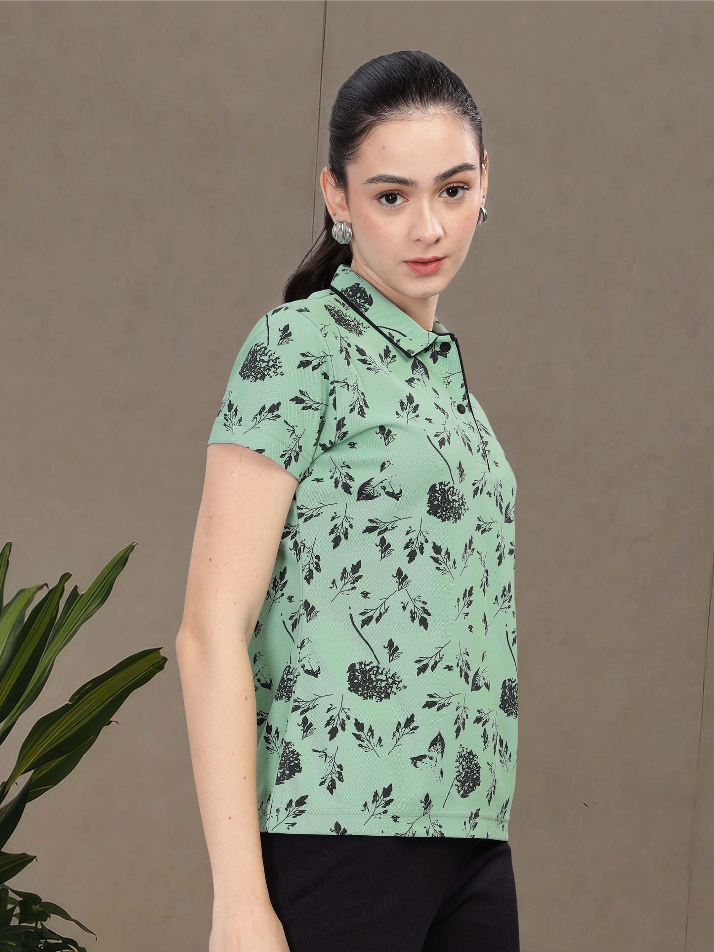 Misty Green Women's Leaf Printed Polo shirts