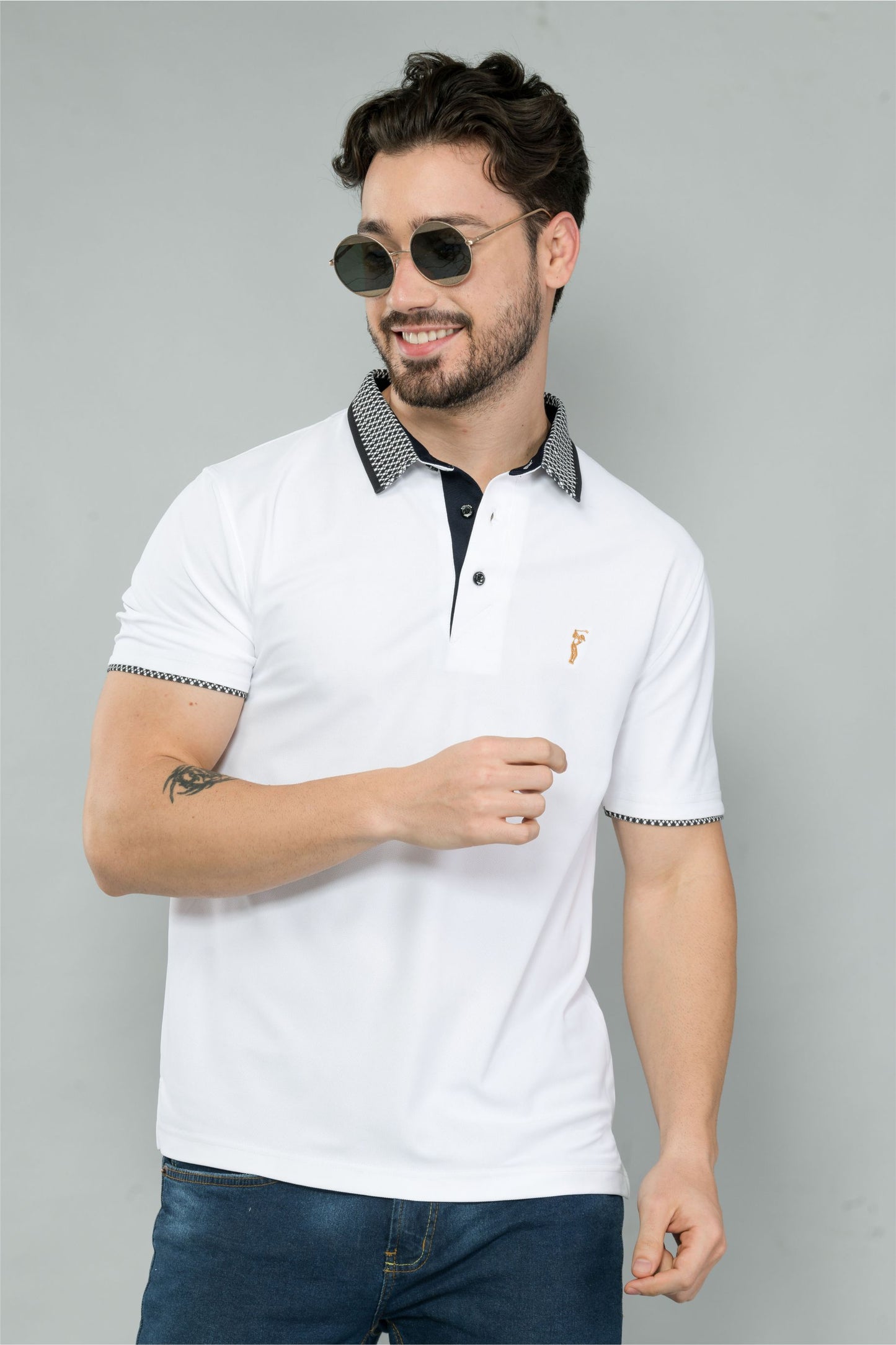 White Jacquard Collar Polo T-Shirt