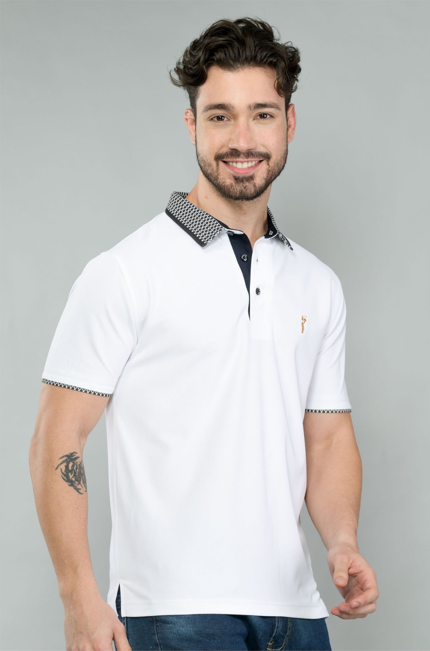 White Jacquard Collar Polo T-Shirt