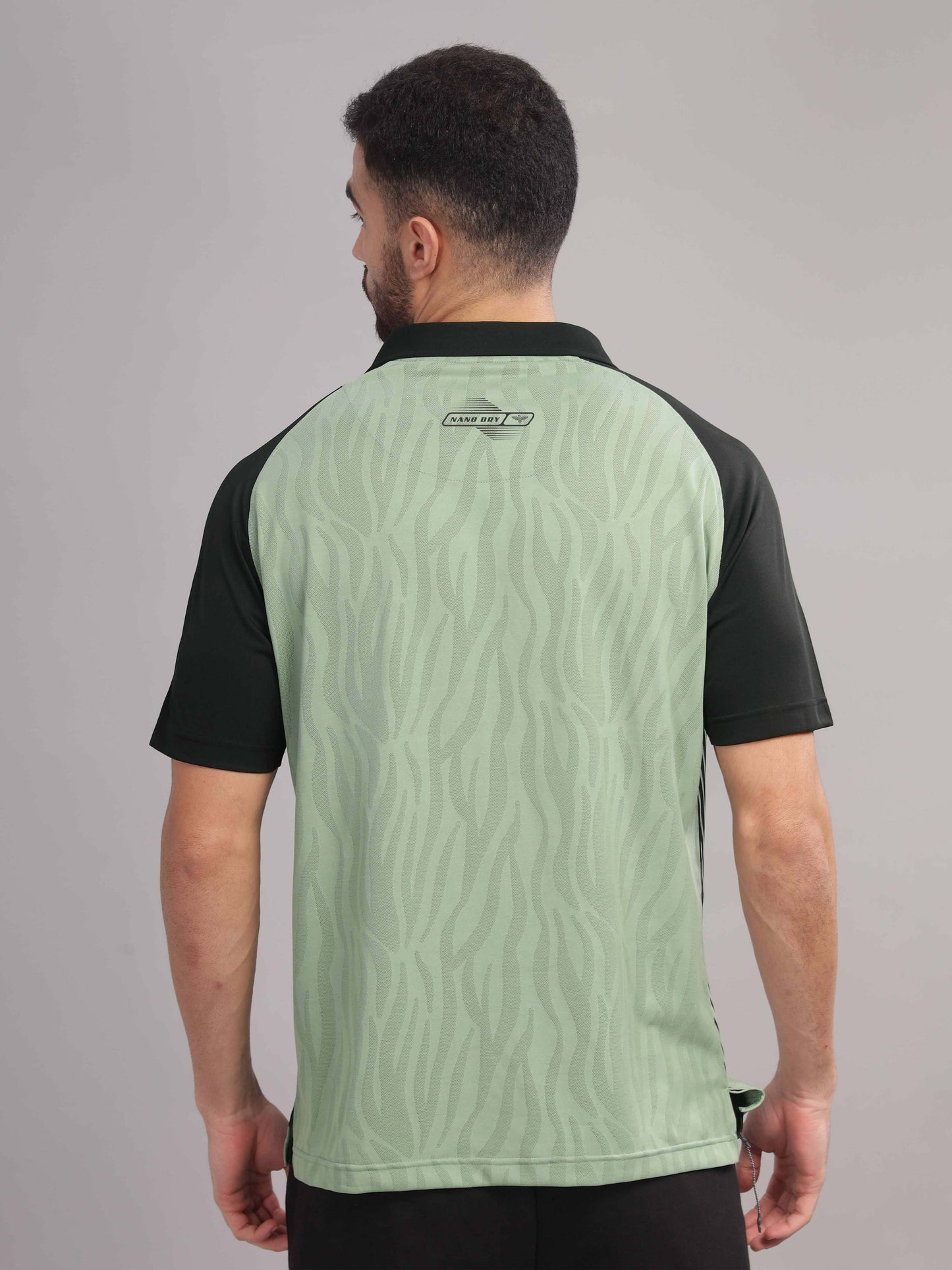 Misty Green Mens Printed Active Wear