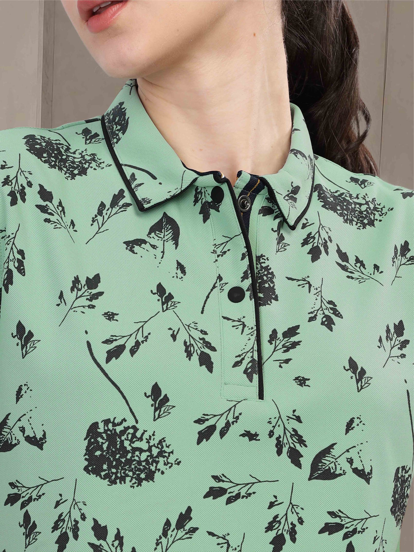 Misty Green Women's Leaf Printed Polo shirts