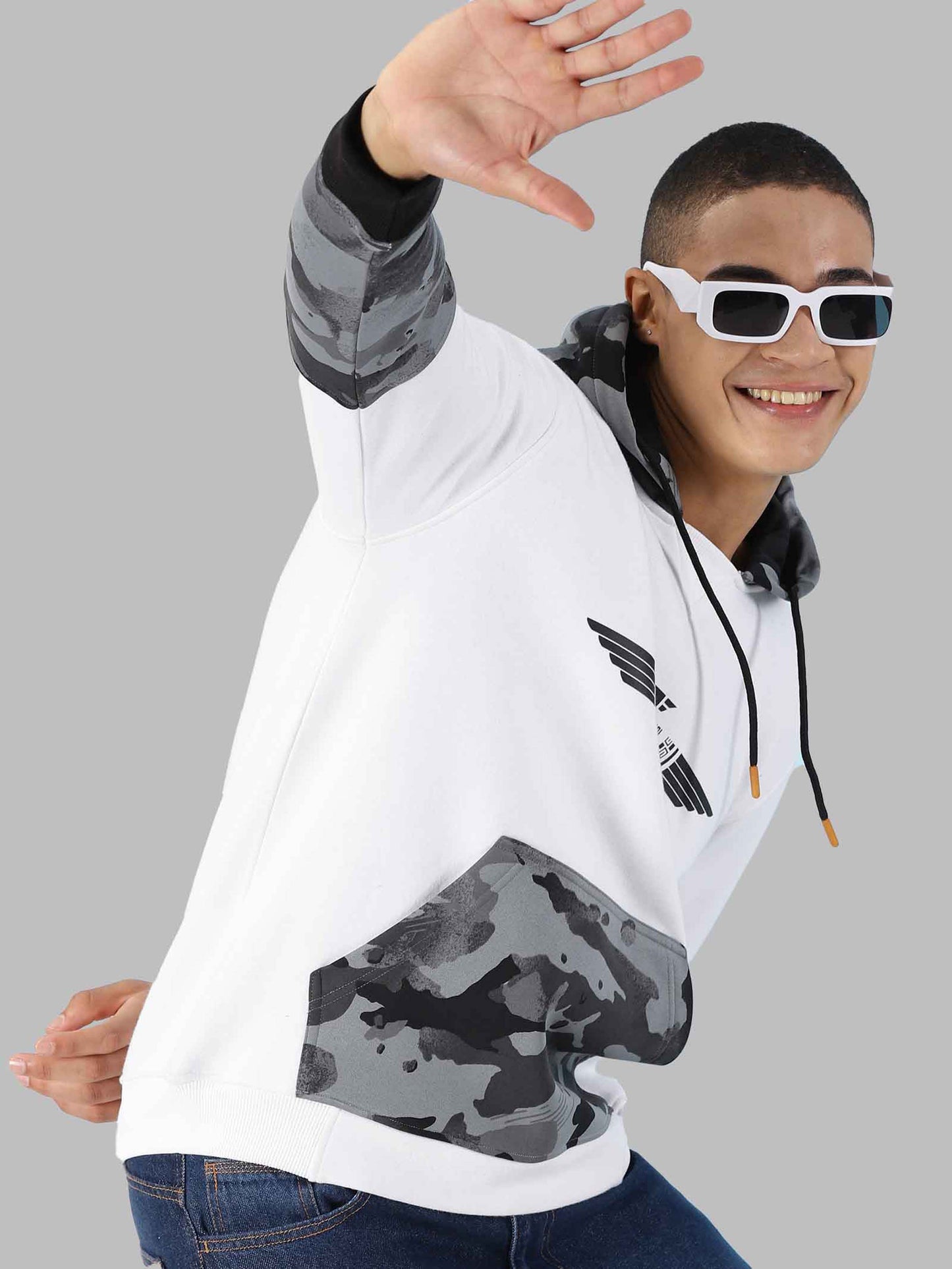 Men's Pullover Hoodie Camo White